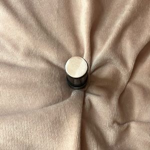 Ready to wear highlighter stick